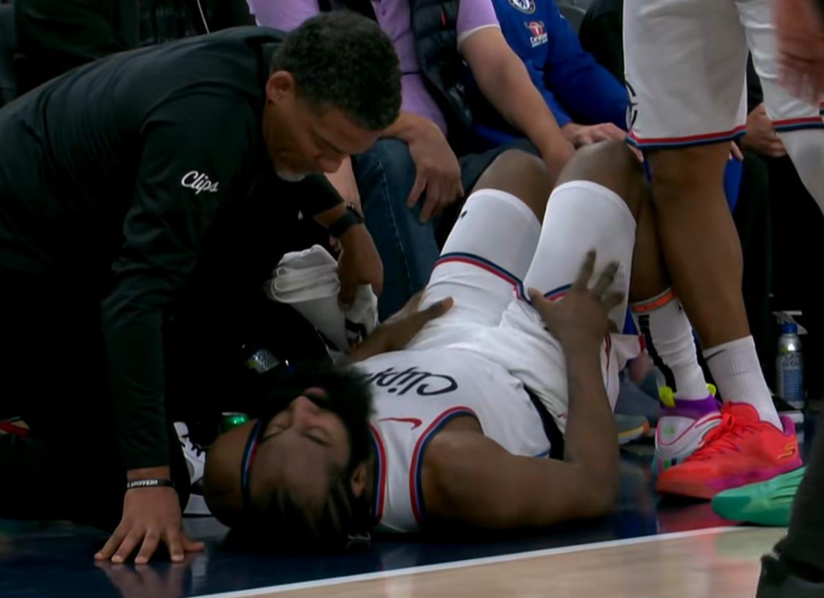 NBA赛事争议判罚(nba比赛规则大全2021)
